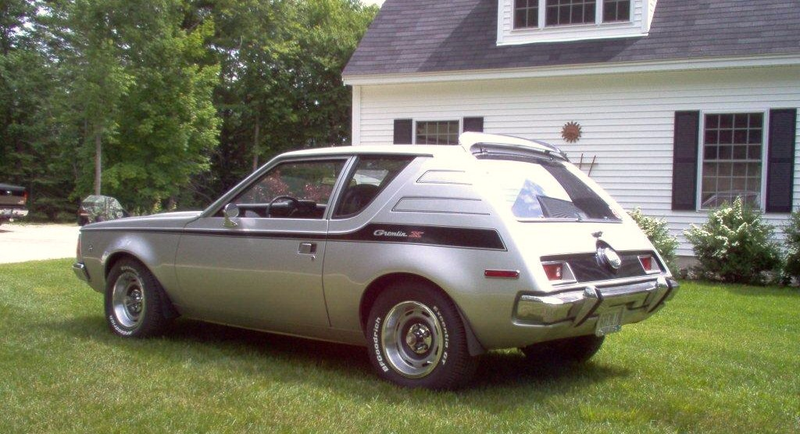 Illustration for article titled AMC Gremlin vs. Ford Pinto: Who Ya Got?
